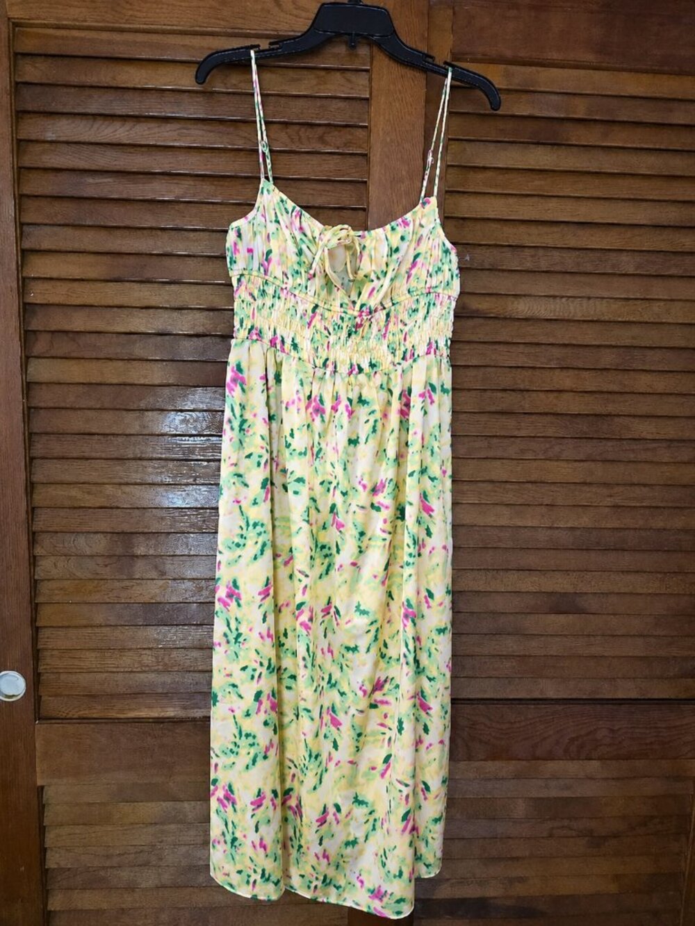 ASTR The Label Floral Smocked Midi Dress M Yellow Wedding Guest NWOT - Picture 3 of 10